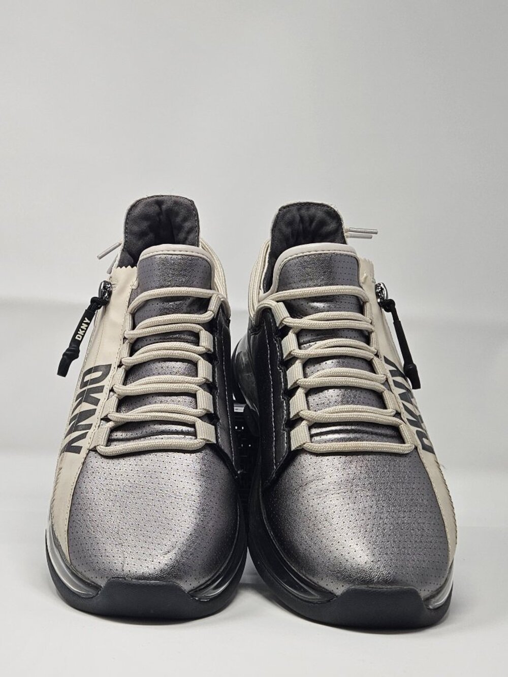 DKNY Tokyo Slip on Sneaker. Size 8. Gunmetal
